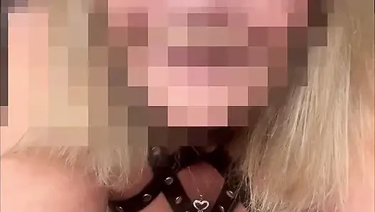 Julie Cunningham ile garajda edepsiz sikişiyor