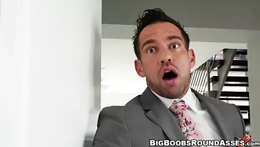 Büyük popo tatlı büyük horoz yalıyor ve arkadan alır