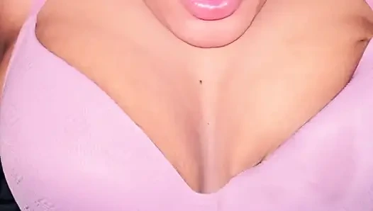 Yakın çekim oral seks ve göğüslere boşalma