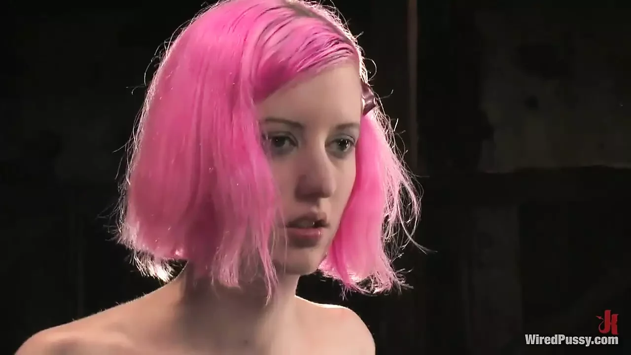 Cherry Torn Gets Her Pussy Wired
