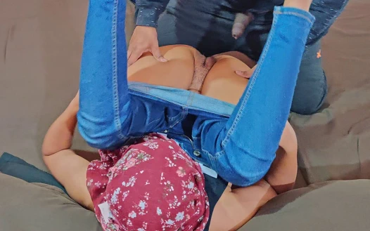 Güzel Malezyalı tesettürlü kız misyoner seks