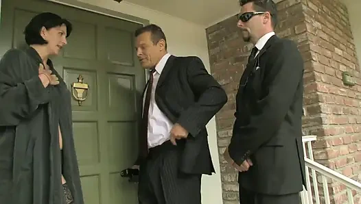 Nymphoslut amcığını yalıyor