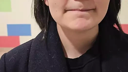 Bir yabancıyla tanışmak soyunma odasında sert sekse yol açıyor