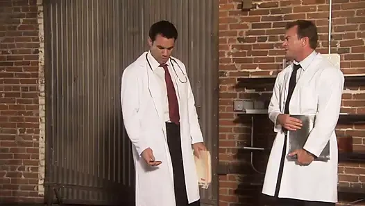 Edepsiz sarışın kaltak için sert ve güçlü baskın