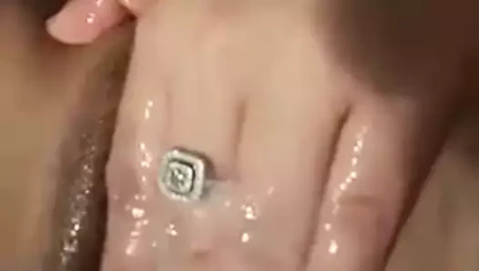 Pinay eş mastürbasyon yapmak