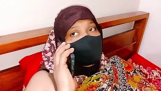 Baldızımın saçı büyüdü ben de berberi aradım ve kestirdim.