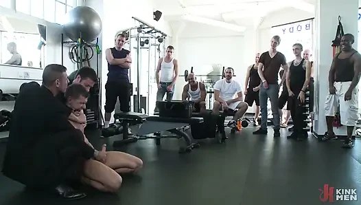 Spor salonu faresi ve eşcinsel mafyası