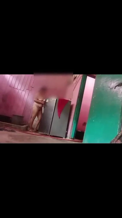 Evdeyken üvey sataşma karım oldu | Klip 1