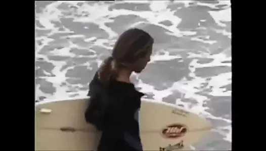 solo surfer