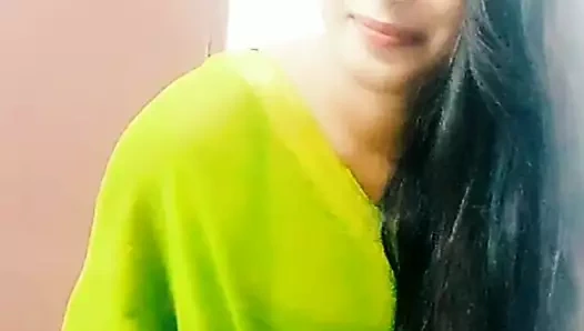 Ajina menon seksi büyük göğüs tik tok aktris pic