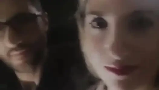 Arjantin, Uber Yolculuğunda Kocaman Bir Penis Tarafından Emiyor Ve Sevişiyor