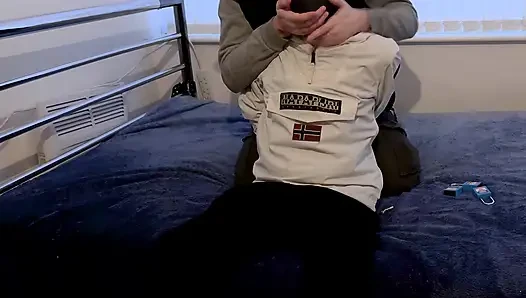 Twink hogtied yağlanmış ayak oyunu, bölüm 1