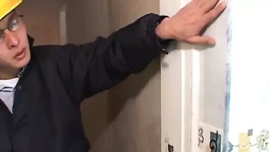 şehvetli inşaat çalışma twinks meşgul içinde anal sondaj