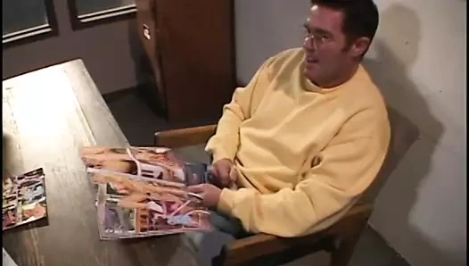 Seksi sarışın yakalar damızlık bakarak porno sonra alır kedi becerdin sonra iğne yapmak