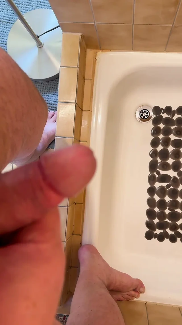 İç ve sonra bana seninkini ver.