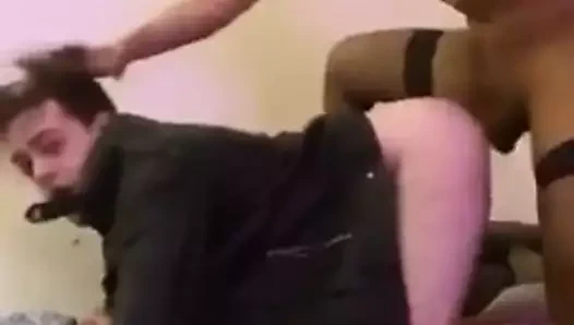 Italiano transeksüel sikme oğlan