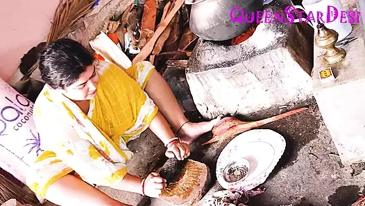 Büyük memeli Hintli kadın Naukrani sikişiyor