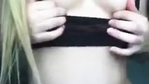 Genç sıcak kız Mastürbasyon