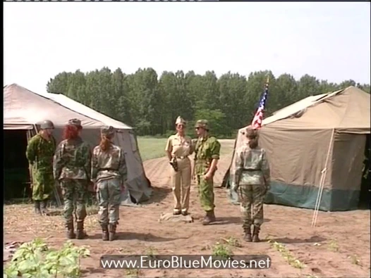 Angelica az oromkatona / Grossi Calibri al Campo Militare / War Games (1993)