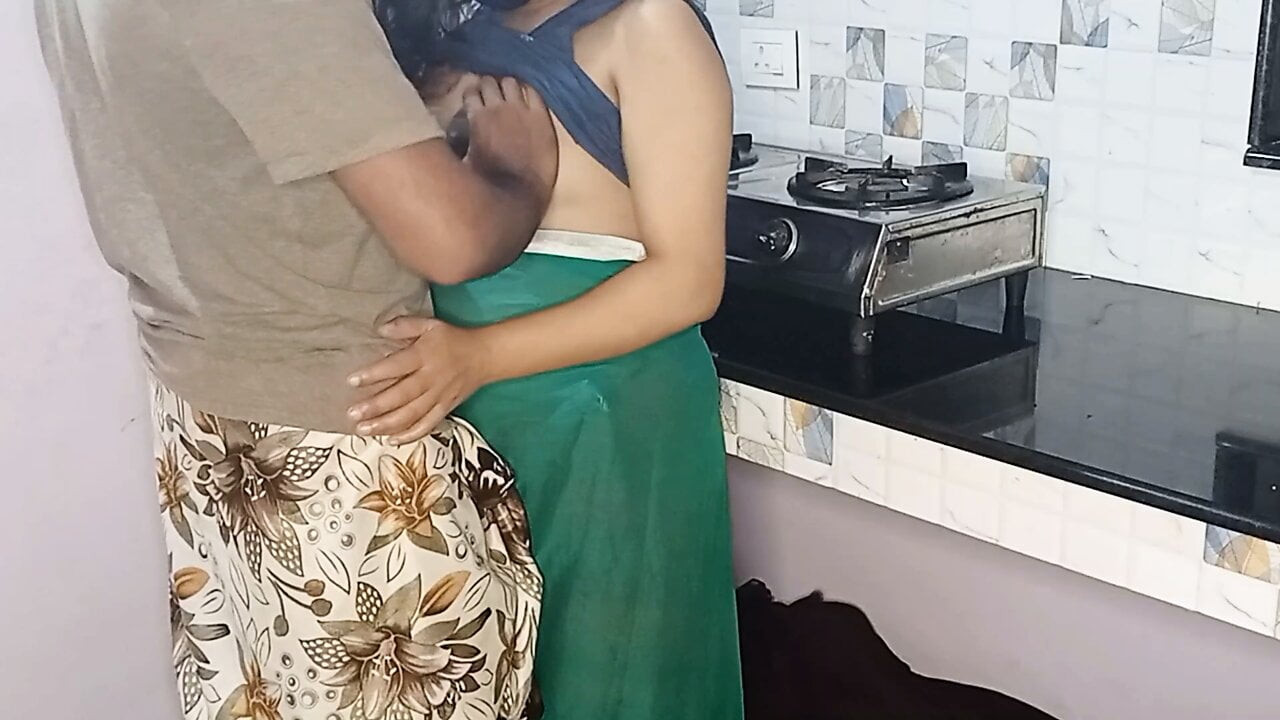 Rima Bhabhi ko Kichen Stand Par Chudayi Kiya Morning Me