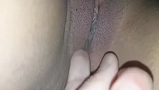 Komşuma motosiklet kullanmayı öğretiyorum ve karşılığında bana vajinasını veriyor.