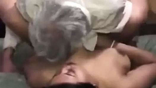 Anita yenge promosyon ke liye seks kiya