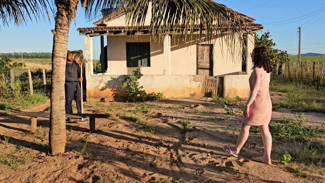 To see my neighbor weeding his yard in the hot sun and that gave me a lot of lust I went to ask for water only from a towel