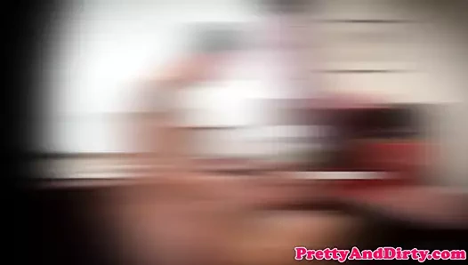 Busty amatör bebek çekim hakkında röportaj