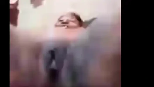 Sugar Mumy ile görüntülü görüşme ile sikişiyor