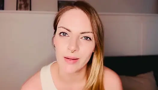 Büyük Siyah Dildo Sıkı Beyaz Vajinamda Sigara Çekerken
