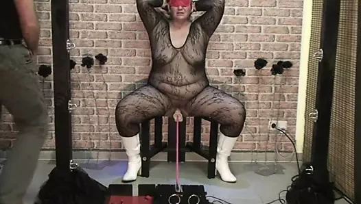 Annadevot - lanet makine ile ceza