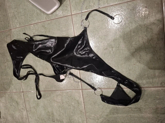 Orta yaşlı seksi kadın yaramaz olduğunda, efendi mutlu içinde.