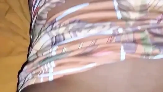 Üvey kız üvey babasının yarağını aldı ve götüne aldı