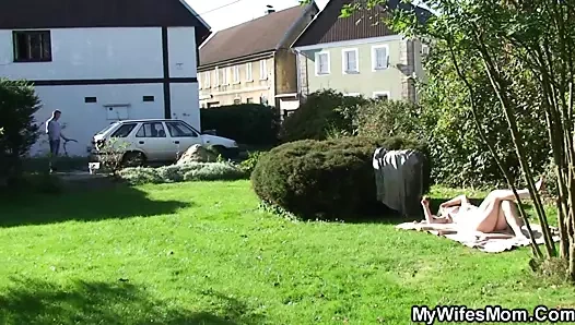 karısı yakalandı onu busty eski anne sürme onun horoz