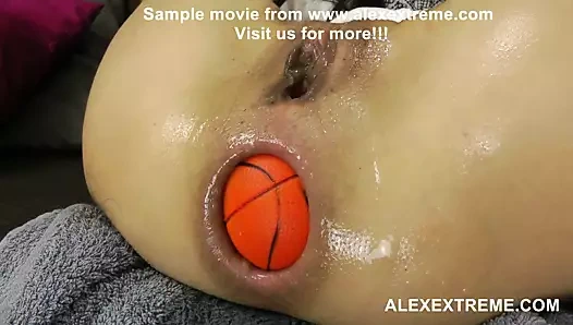 Aşırı anal ile porno hotkinkyjo iterek topları dışarı arasında ona göt