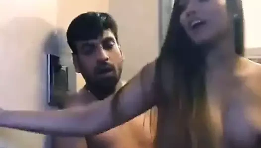 Asya çift var kremsi seks