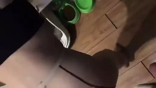 Chinese milf becerdin