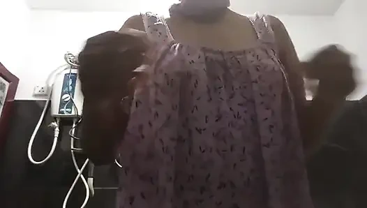 Bakış açısı üvey babam iş gezisinde. Bu yüzden ona bu videoyu gönderdim