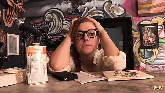 Modelinin fotoğraflarını çekmek ikisini de ıslak ve şehvetli yaptı, bu yüzden 69'ları vardı