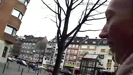 Şaşırtıcı Alman bebek Mastürbasyon ve hoş bir horoz içinde pov