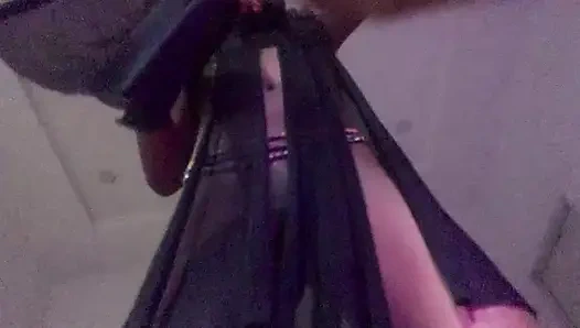 Ağır çekim zenci genç seksi dans ıslak amcık yakın çekim