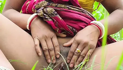 My Hot aunty finger pussy sex