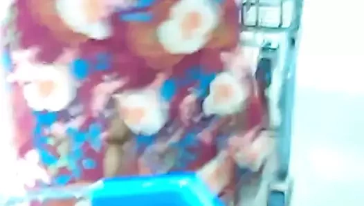 İri güzel Arap kadın