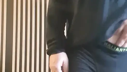 Kendimle oynuyorum... Beni izle lütfen