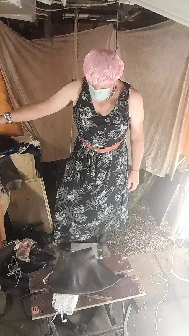 Teyze Stephanie sikinde asılı