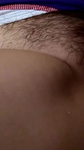 Мощный момент от "Японский паренек 18 соблазняет старую зрелую бабушку в купальнике к его первому траху старых молодых и спермы в нее"