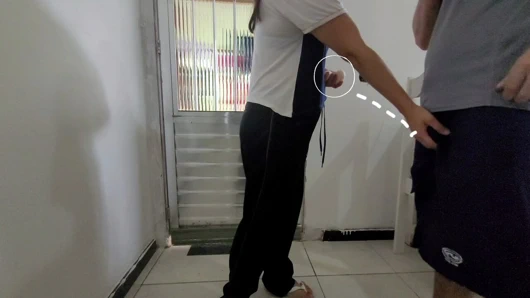 Komşum her zaman benden yumurta istemesi için üvey kızını eve gönderiyor!