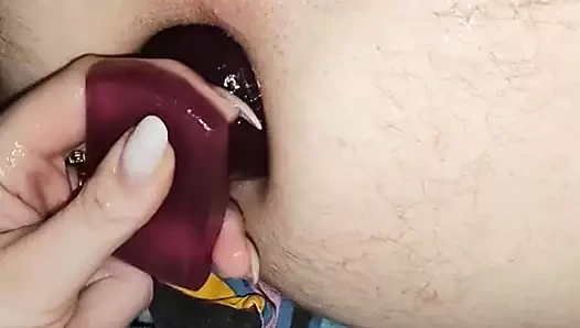 Kocamın götünü çok büyük ve büyük tıkaçlı anal sikiyorum