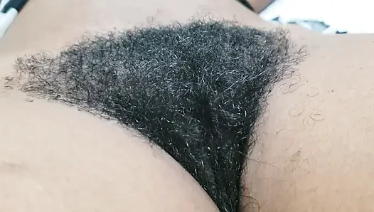 Doğal kıvrımlı amatör kıllı amcık orta yaşlı seksi kadın anları