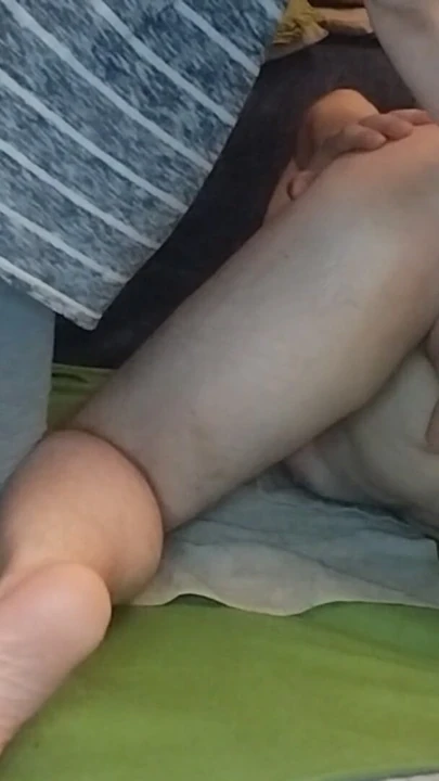 O da arıza yapmaya bayılıyor, kız arkadaşım beni dildo ve eliyle beceriyor | Klip 1